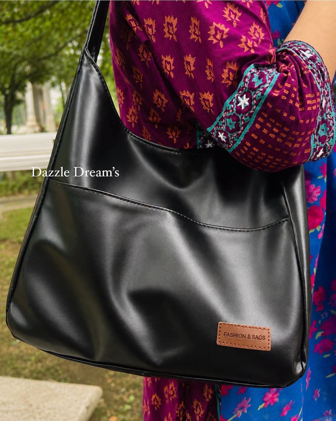 Black Hobo Bag Glossy
